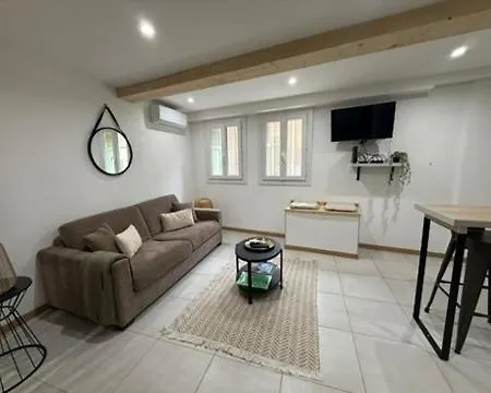 F2 Quartier Des Arts St Raphael