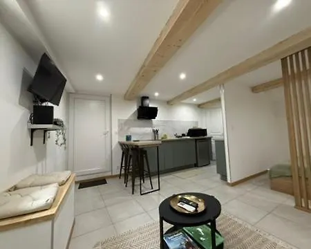 F2 Quartier Des Arts St Raphael Apartman *