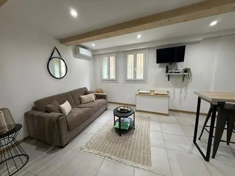 F2 Quartier Des Arts St Raphael