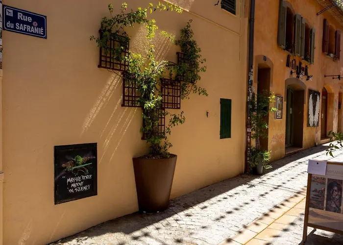 F2 Quartier Des Arts St Raphael Apartman